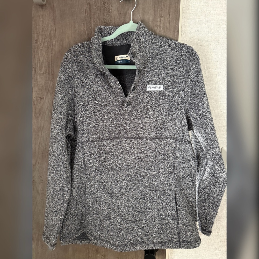 Gray Magellan Fleece Pullover